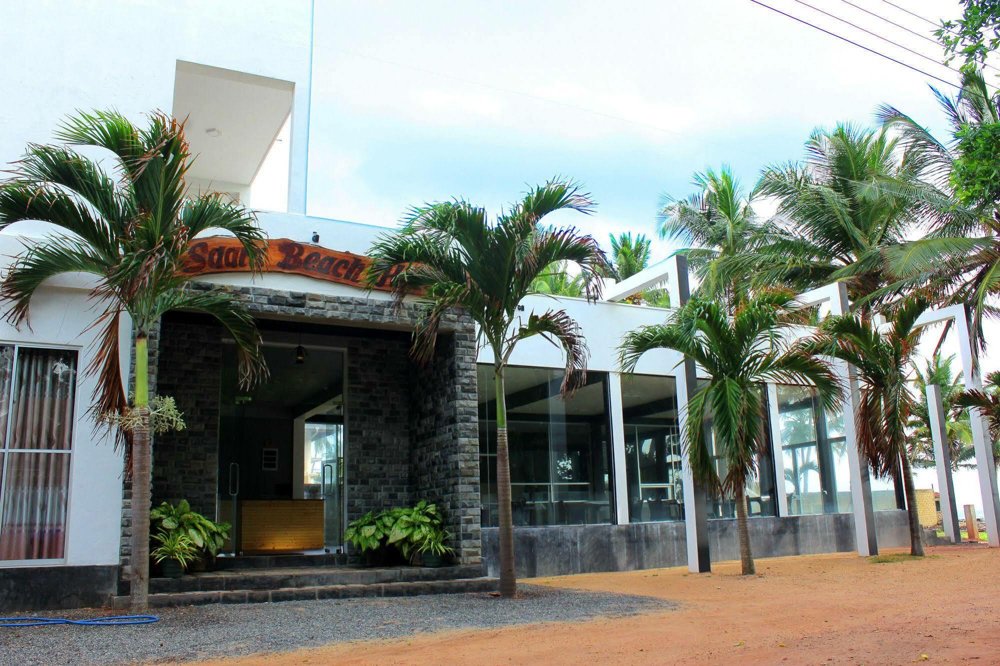 Saara Beach Hotel Marawila Exterior photo